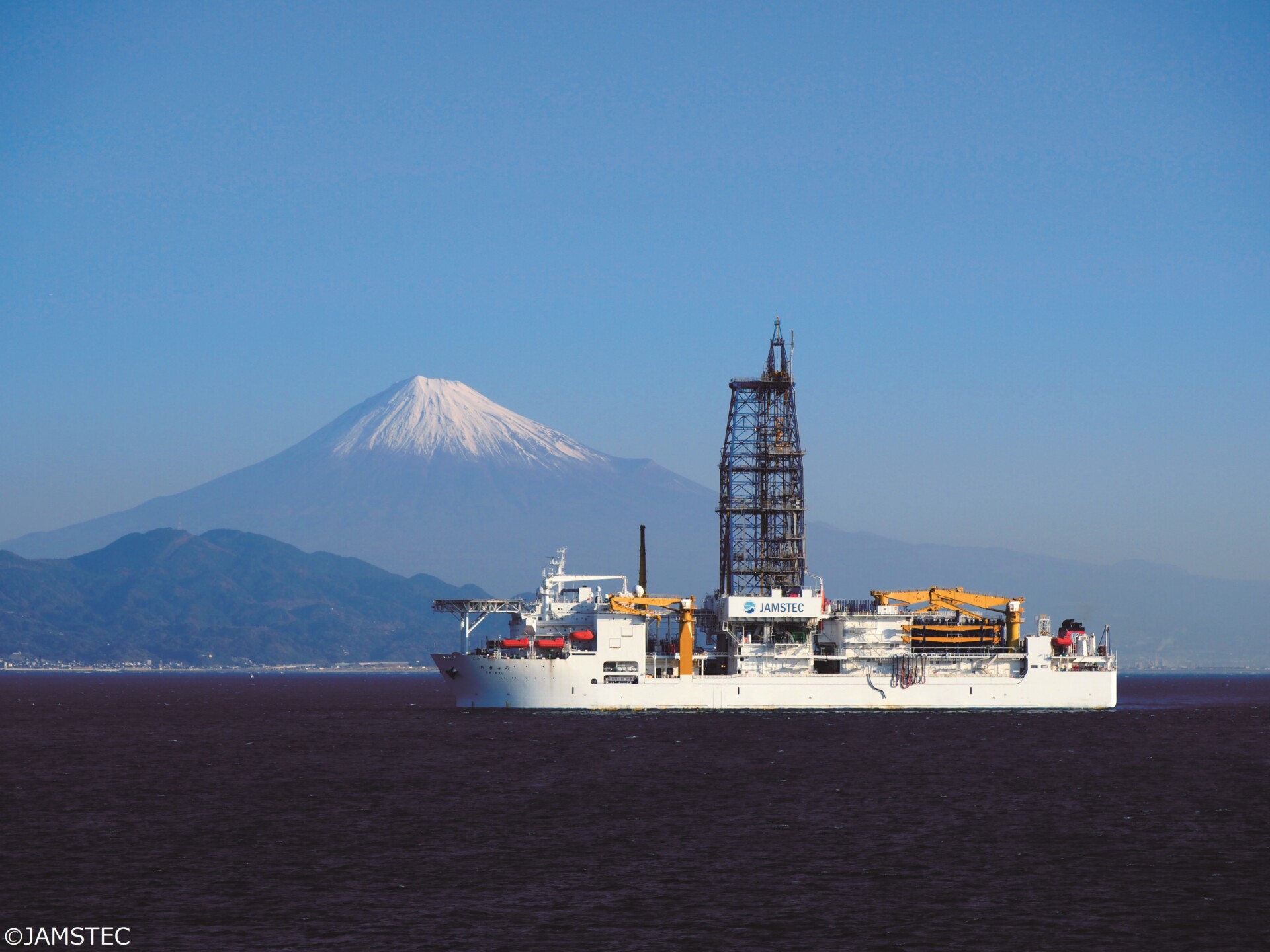 Drilling into an earthquake zone: ANZIC experts on Expedition 405 ...